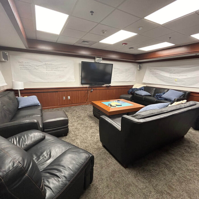 8C189FED-25E4-4694-A779-21D63C2C6DC0